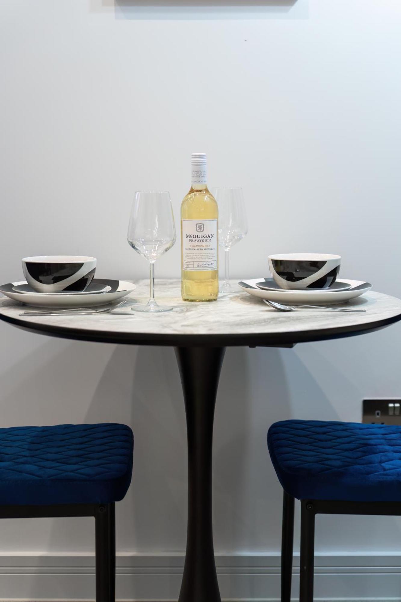 Modern & Stylish Apartments Didcot With Free Wifi Экстерьер фото