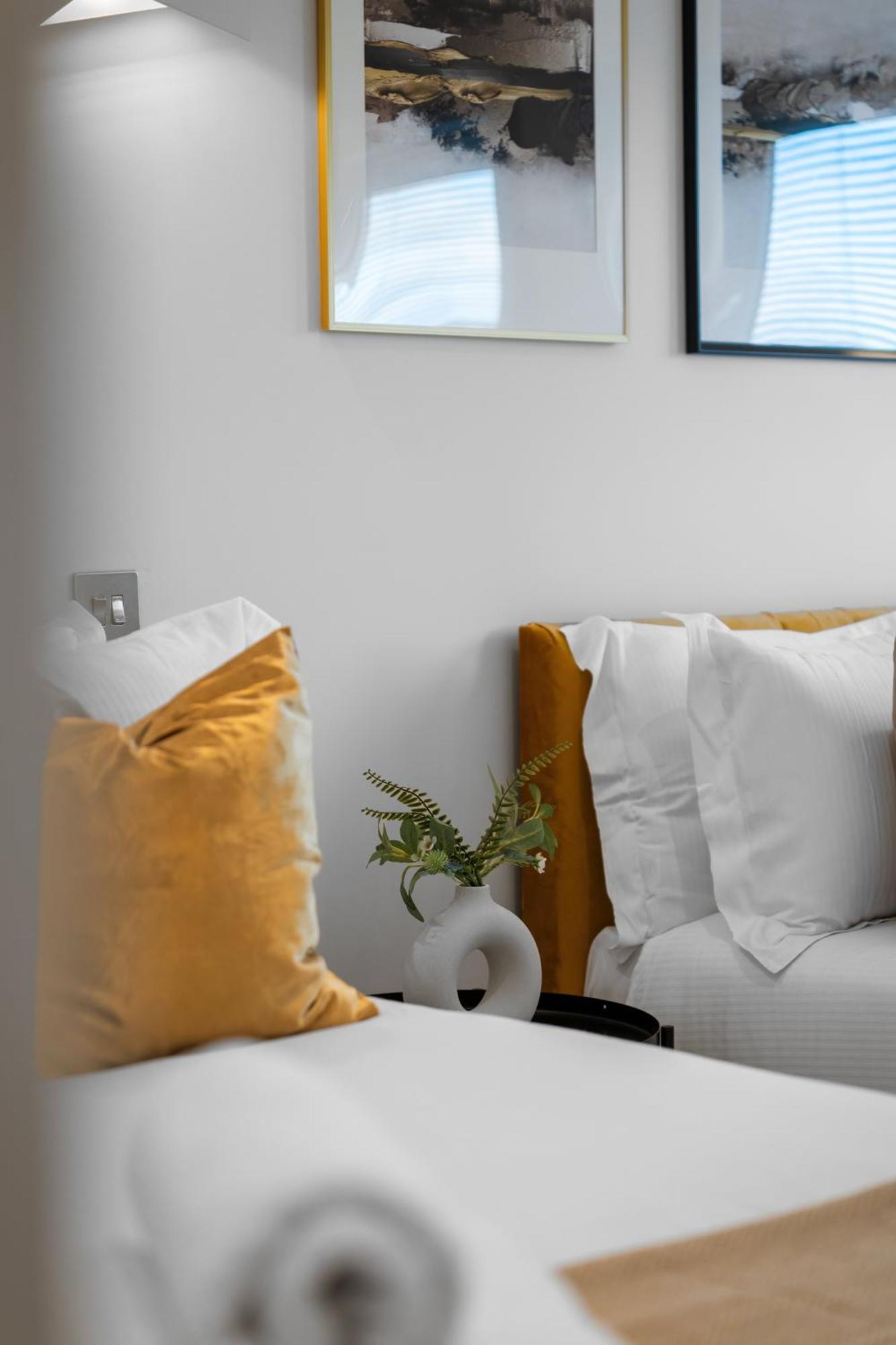 Modern & Stylish Apartments Didcot With Free Wifi Экстерьер фото