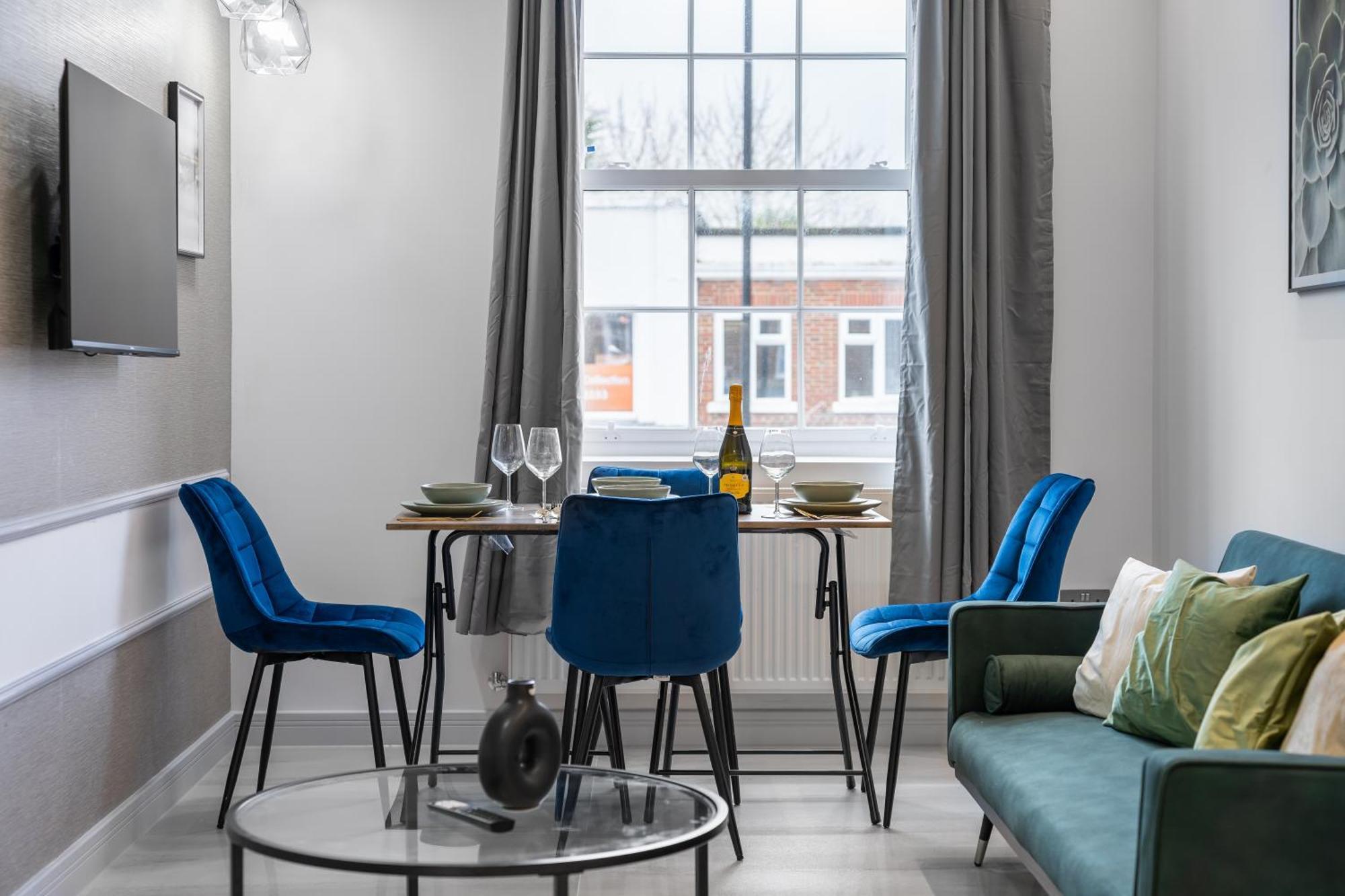Modern & Stylish Apartments Didcot With Free Wifi Экстерьер фото