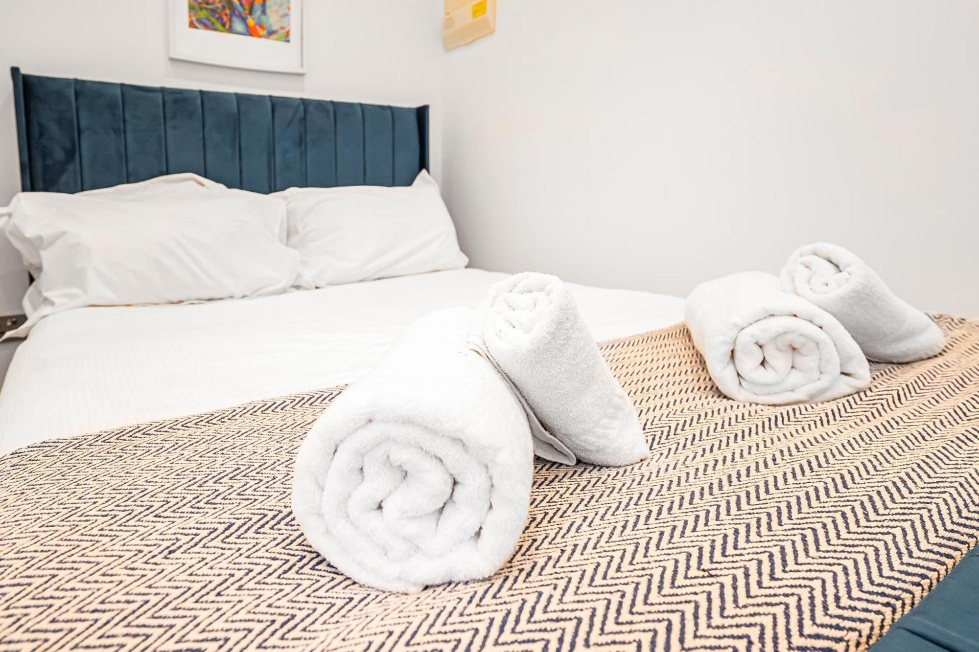 Modern & Stylish Apartments Didcot With Free Wifi Экстерьер фото